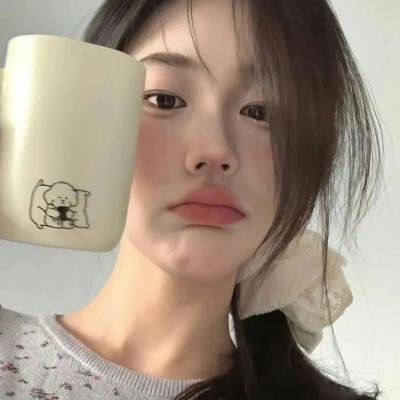 女人在家